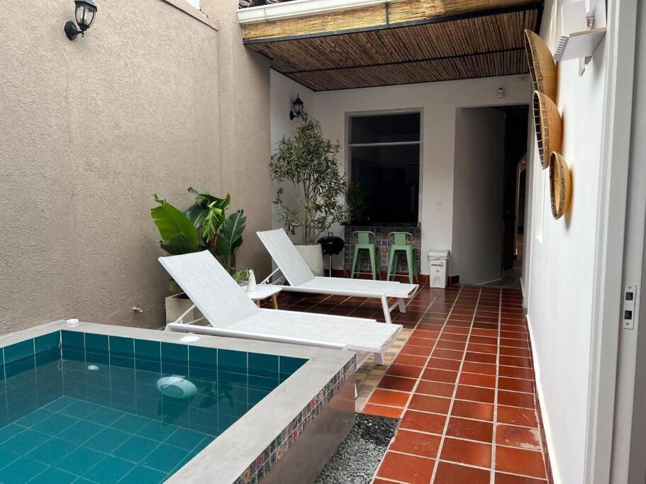 Nueva En San Antonio Cali, La Casa De Tona Villa Bagian luar foto