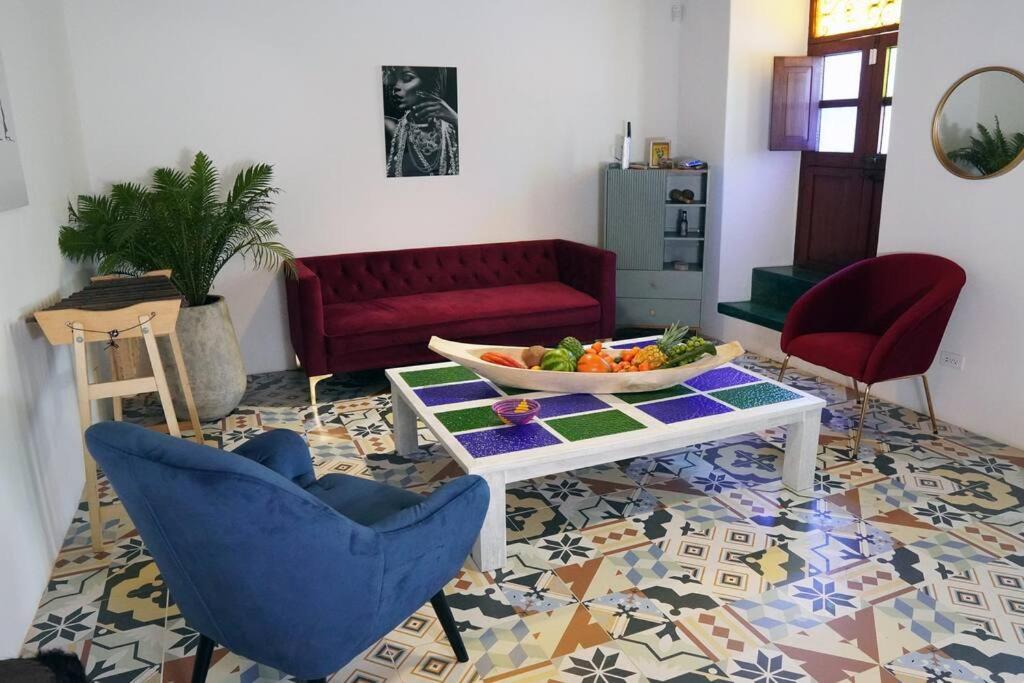 Nueva En San Antonio Cali, La Casa De Tona Villa Bagian luar foto